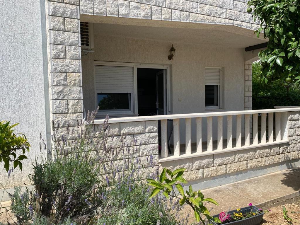 Apartmani Josipa Trogir Exterior photo